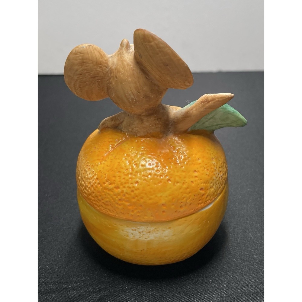 Vintage 1970s Lefton Ceramic Mouse Trinket Box Shaped like Orange. Mint! - Picture 4 of 8